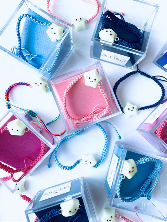 Gece Parlayan Yıldız Bileklikler