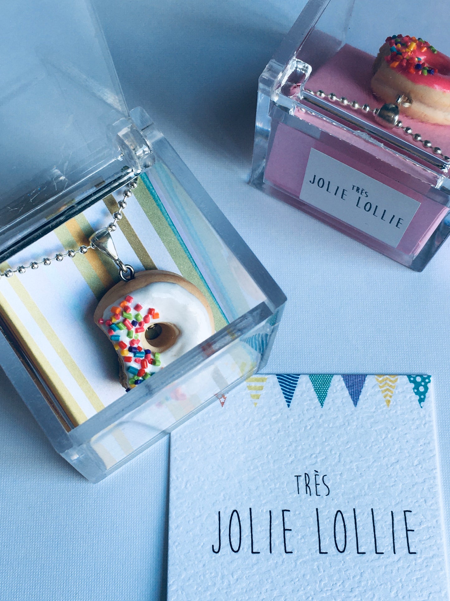 Donut Silver Necklace-White