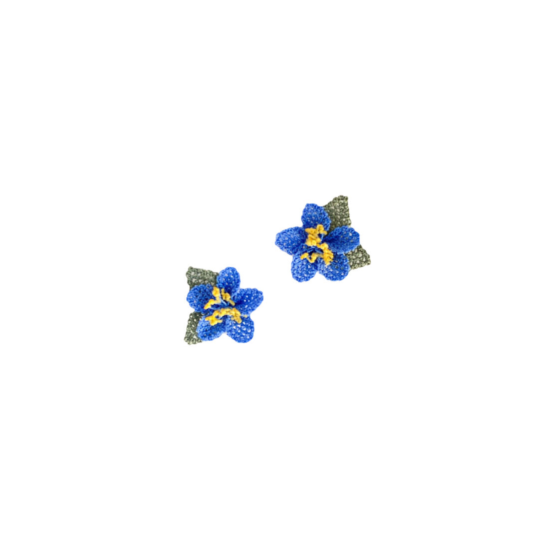 Needle Lace Flower Clip Earrings