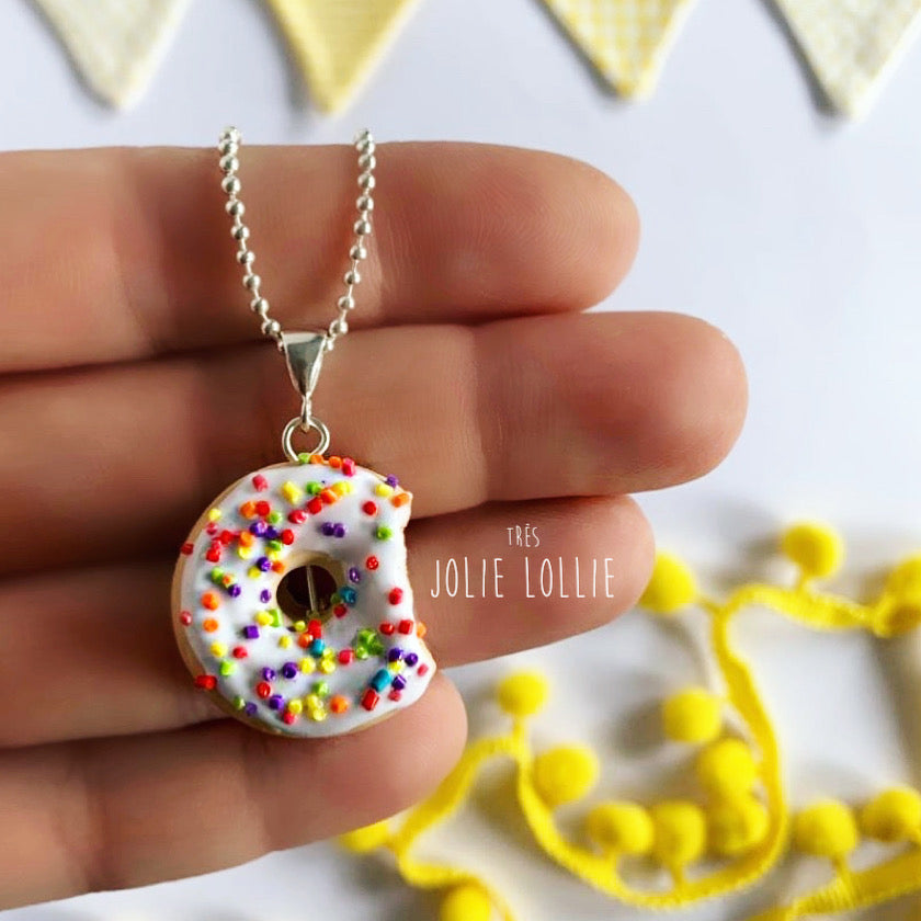 Donut Gümüş Kolye - Beyaz Sprinkle